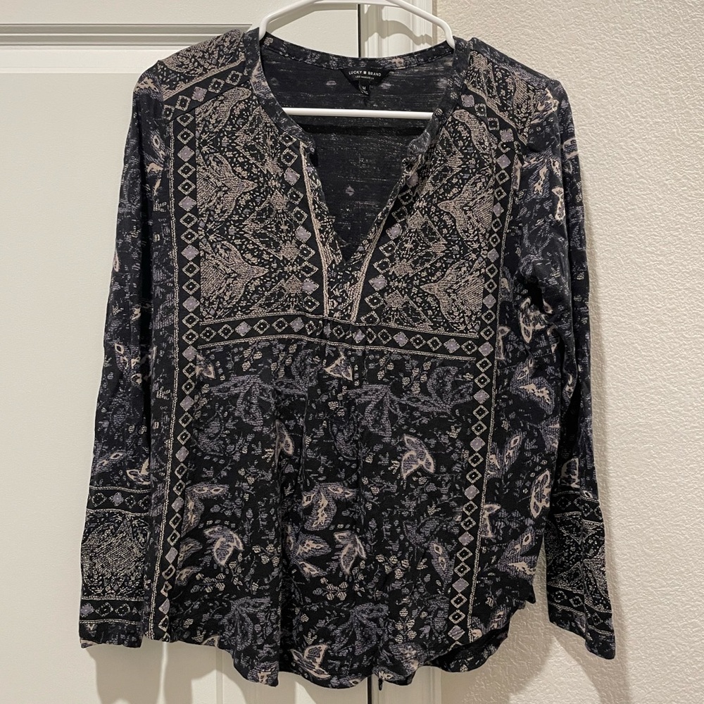 Lucky Brand V Neck split back long sleeve blouse cotton modal blend EUC